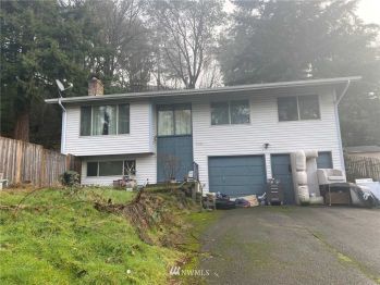 7418 116th Avenue SE, Newcastle, WA 98056