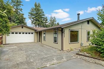 20627 Olympic Place , Lynnwood, WA 98036
