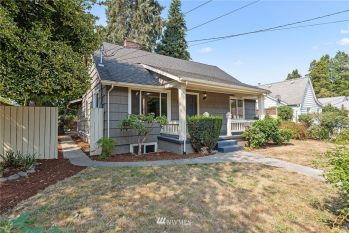 113 Arvon Avenue , Bremerton, WA 98312