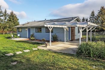 850 N Beverage Street , Sequim, WA 98382