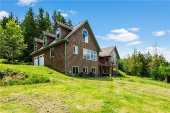 632 Smokey Valley Road , Toledo, WA 98591