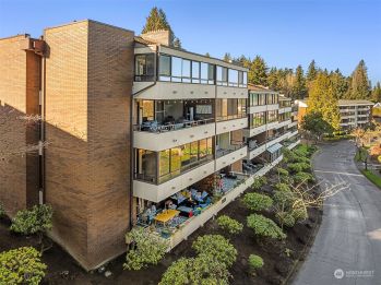 10919 Glen Acres Drive #B, Seattle, WA 98168