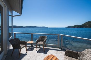 2401 Skyline Way #203E, Anacortes, WA 98221