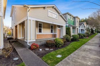 4140 Edgewater Boulevard NE, Lacey, WA 98516