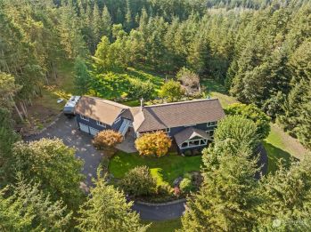 1055 Neah Drive , Fox Island, WA 98333