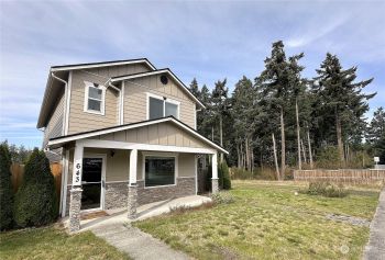 643 NW Oxford Place , Oak Harbor, WA 98277