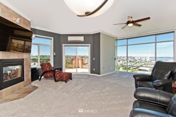 320 E 32nd Street #501, Tacoma, WA 98404
