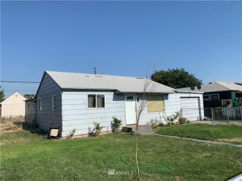 166 E Street SE, Ephrata, WA 98823