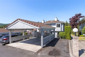 1616 Skyline Way #1, Anacortes, WA 98221