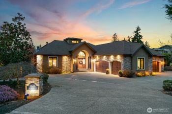 6435 Lake Washington Blvd SE, Newcastle, WA 98056