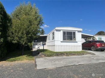 726 Main Avenue E #8, Soap Lake, WA 98851