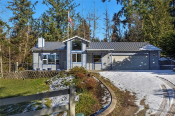 907 Rowe Road , Camano Island, WA 98282
