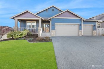 2973 SW Fairway Point Drive , Oak Harbor, WA 98277-7165