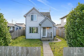 831 10th Street , Bremerton, WA 98337