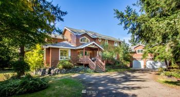 7416 NE Abies Drive , Bainbridge Island, WA 98110