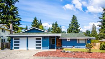 12556 SE 71 Street , Newcastle, WA 98056