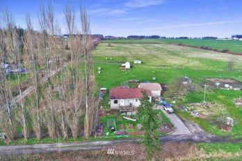 904 Heichel Road , Camano Island, WA 98282