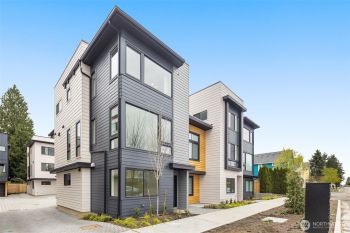 9221 D 14th Avenue NW, Seattle, WA 98117