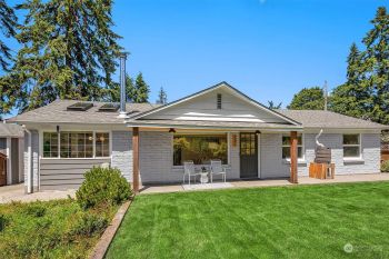 136 N 182nd Street , Shoreline, WA 98133