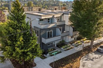 105 C NW 39th Street , Seattle, WA 98107