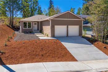 429 Chestnut Street , Shelton, WA 98584