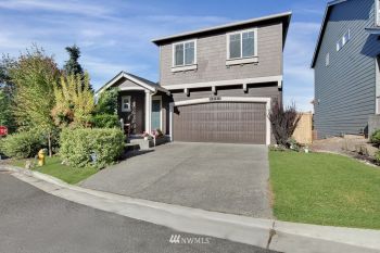 3001 Dunhill Ln , Puyallup, WA 98372-5215