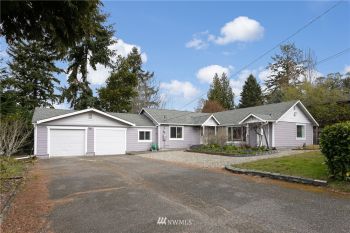 2216 SW 106th Street , Seattle, WA 98146
