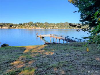 75 Bella Bella Drive , Fox Island, WA 98333