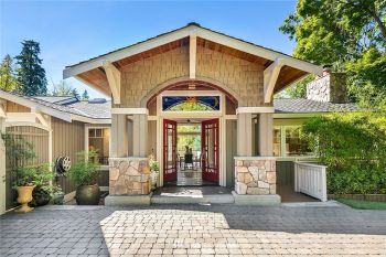 5851 84th Avenue SE, Mercer Island, WA 98040