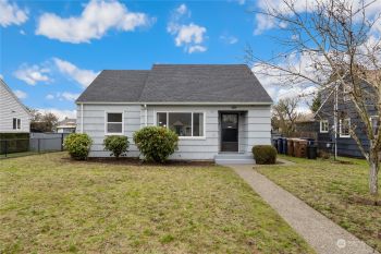634 N Rochester Street , Tacoma, WA 98406