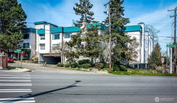 1740 NE 86th Street #106, Seattle, WA 98115