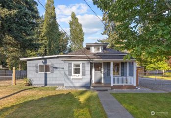 111 N Kentucky Avenue , Granite Falls, WA 98252