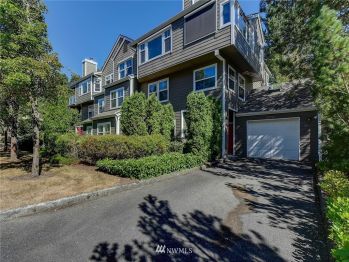 22772 SE 43rd Lane , Issaquah, WA 98029