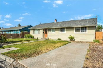 36 Ivy Street NE, Ephrata, WA 98823