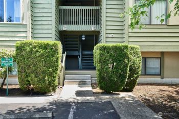 4826 S 187th PL ##D106, SeaTac, WA 98188