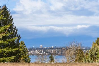 11316 NE 60th Street , Kirkland, WA 98033-9803