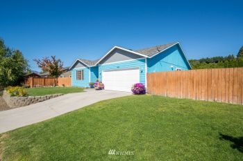 552 MountJoy Square , East Wenatchee, WA 98802