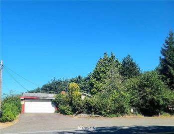 10016 Myers Way S, Seattle, WA 98168
