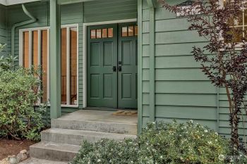 422 N 156th Court , Shoreline, WA 98133