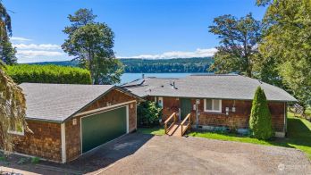 30281 Gamble Place NE, Kingston, WA 98346