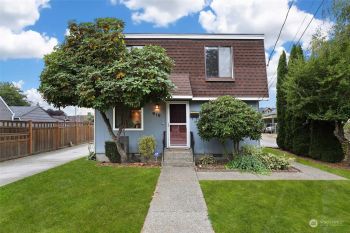 910 N Stevens Street , Tacoma, WA 98406