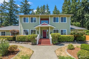 1542 12th Lane , Fox Island, WA 98333