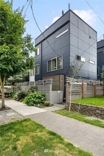 6715 California Avenue SW #B, Seattle, WA 98136