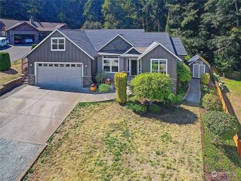 27 Arapaho Place , Camano Island, WA 98282