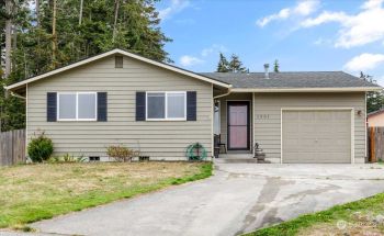 1501 NW 9th Place , Oak Harbor, WA 98277