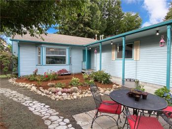 1615 Diamond Loop SE, Lacey, WA 98503