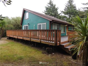 484 Centaurus Avenue , Ocean Shores, WA 98569