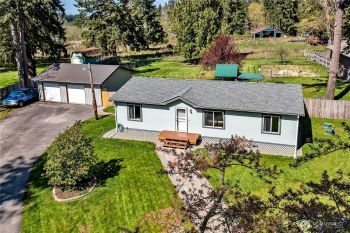 7617 352 Street E, Eatonville, WA 98328-8630
