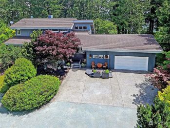 4129 Preserve Drive , Camano Island, WA 98282