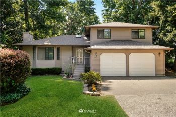 27111 216th Avenue SE, Maple Valley, WA 98038